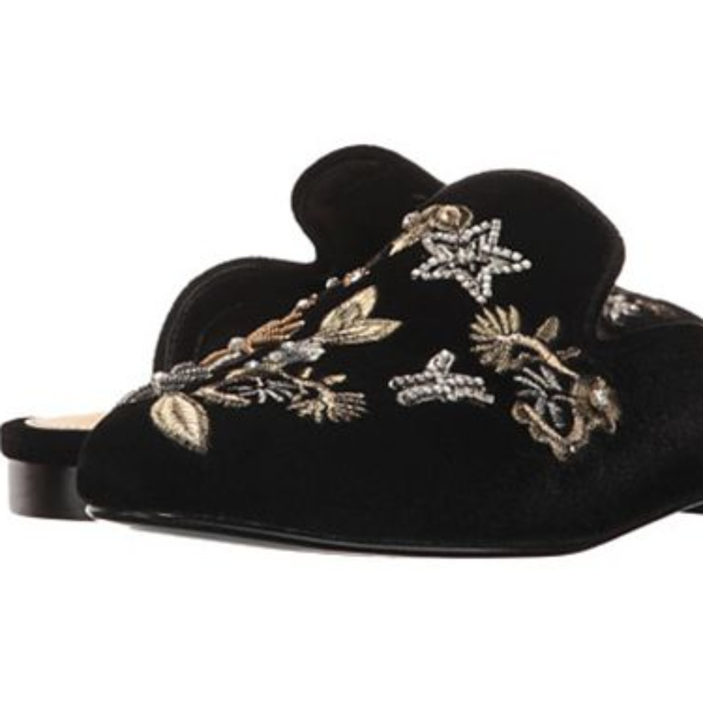 Black Velvet embroidered Beaded Eden sz 7.5 Mule